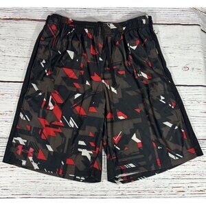 Under Armour Boys Shorts Youth XL Loose Athletic Sports Basketball Gym Print